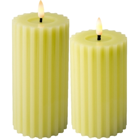 Luxe LED kaarsen/stompkaarsen - set 2x - groen ribbel - D7,5 x H15 en H17 cm - timer -
