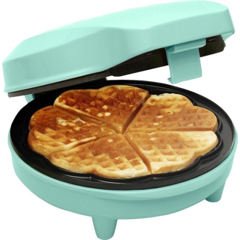 Bestron Wafelijzer voor klassieke hartwafels, Wafelmaker voor wafels in hartvorm, met indicatielampje & antiaanbaklaag, retro-design, 700 Watt, kleur: mint