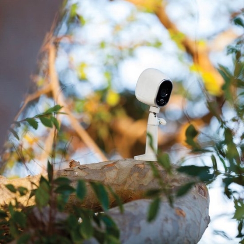 Arlo wandmontage (wit) - WANDMONTAGE - Arlo Gecertificeerd Accessoire - verstelbare montage, weersbestending - Compatibel met Arlo Ultra 2 (+XL), Ultra, Pro 5, Pro 4 (+XL), Pro 3, Essential (+XL), Go 2 beveiligingscamera's- VMA1000-10000S