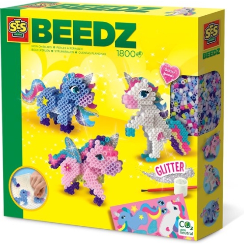 SES Beedz - Strijkkralen met legbord - grondplaat, 1800 strijkkralen en strijkvel - eenhoorns - unicorns - met lijm, penseel en glitters - PVC vrij