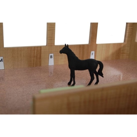 Kids Globe Paardenstal inclusief Binnenbak 1:32