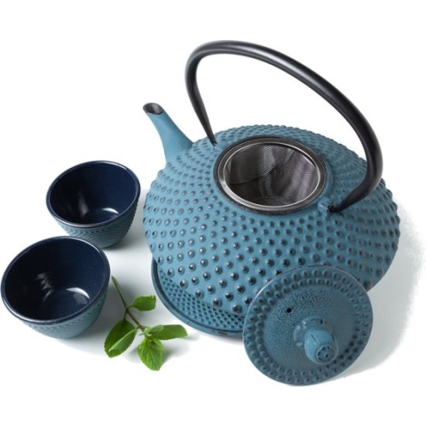 Tealøv THEE SET 1,25 LITER GIETIJZER | COMPLETE SET IN GESCHENKDOOS | Gietijzeren Theepot met Roestvrijstalen Zeef, Gietijzeren Theekopjes en Onderzetter | In Authentiek Japanse Stijl | Kambin Blauw