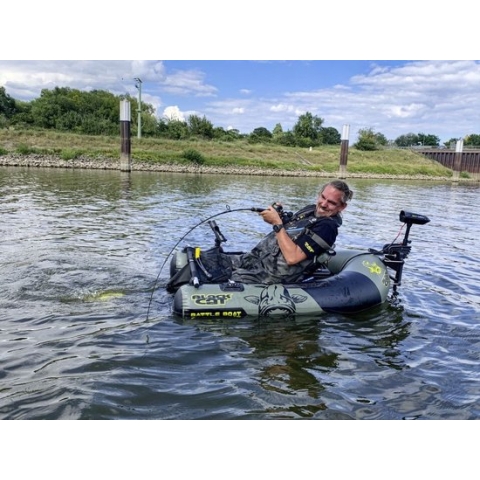 Black Cat Battle Boat 2400 Bellyboat Elektromotor | Elektromotor