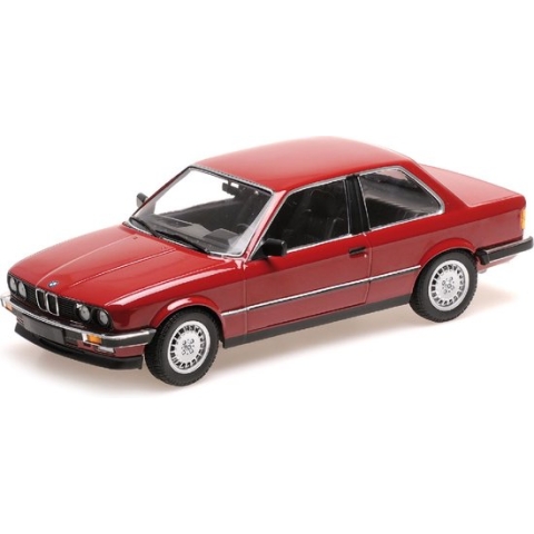 BMW 323i 1982 - 1:18 - Minichamps