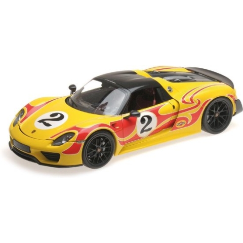 Porsche 918 Spyder Weissach Package 2015 - 1:18 - Minichamps