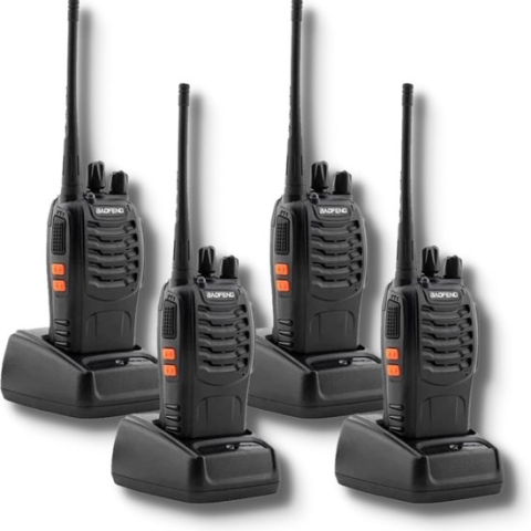 Baofeng® Portofoon 4 Stuks - Walkie Talkie - Communicatiemiddel - Met Oortjes - 5W - 10km Bereik - 446 Mhz - Met LED Zaklamp