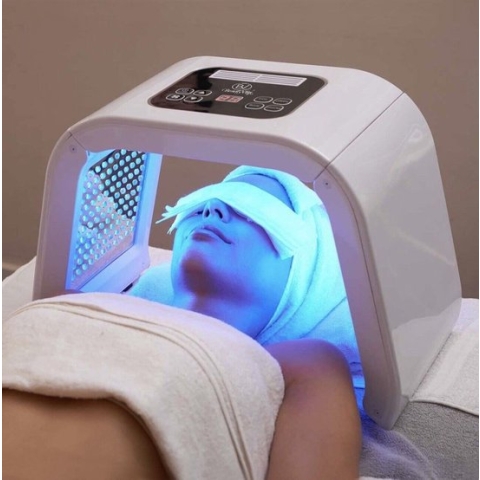 BeautyVlijt - LED Lichttherapie Gezichtsmasker - 7 LED Lichttherapieën - Huidverzorging Anti Aging - Lichttherapie - Verhelpt Acne - Led Gezichtsmasker - Therapie Masker - Huidverjongingsapparaat - Anti Aging Masker