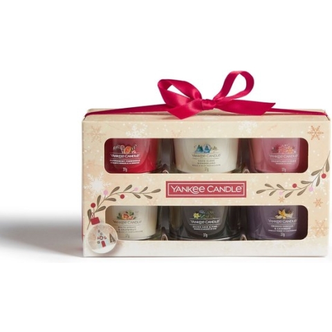 Yankee Candle - Snow Globe Wonderland 6 Filled Votive Gift Set