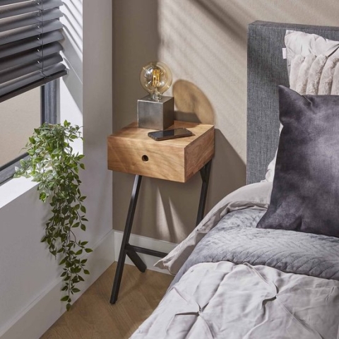 Smal Nachtkastje Lennard acaciahout 1 lade