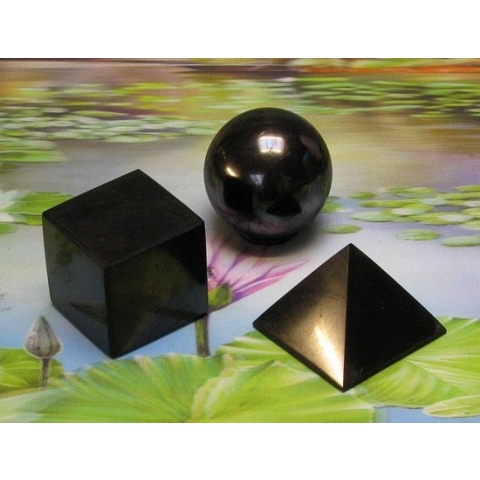 Shungiet ontstoor bol piramide kubus set 8 cm