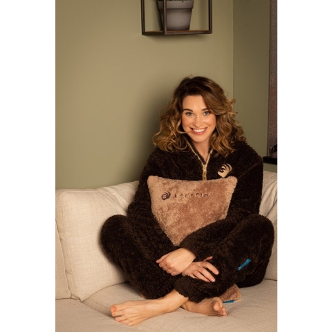 Originele Knuffle® Kussen - Kleur Beige (ook verkrijgbaar in bruin) - Sierkussen 60x40 cm - Heerlijk warm en super zacht - Duurzaam 100% gerecycled materiaal - Gratis verzending - Gratis retourneren - Kussens woonkamer - Inclusief kussenvulling