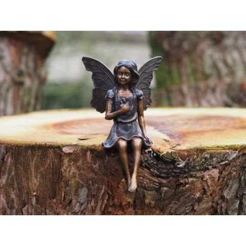 Tuinbeeld - bronzen beeld - Zittende fee - Bronzartes - 20 cm hoog