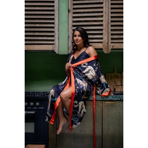 Nieuw! Kimono dames badjas satijn - Luxury leopard - panter luipaard design - one size - leopard is never out of style!