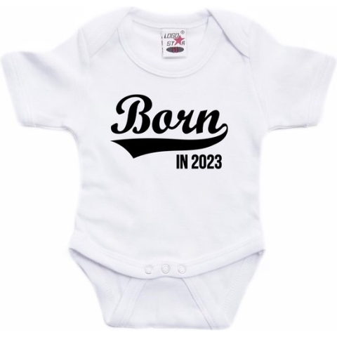 Born in 2023 tekst baby rompertje wit babys - Kraamcadeau/ zwangerschapsaankondiging - 2023 geboren cadeau 56