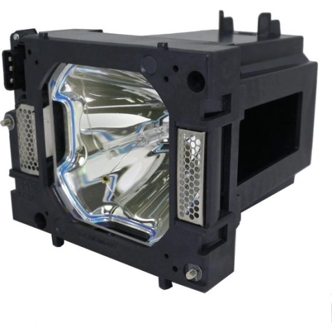 Beamerlamp geschikt voor de SANYO PLC-XP100L beamer, lamp code POA-LMP108 / 610-334-2788. Bevat originele P-VIP lamp, prestaties gelijk aan origineel.