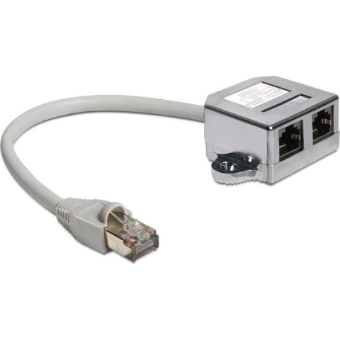 Delock RJ45 Port Doppler 1 x RJ45 Stecker - 2 x RJ45 Buchsen