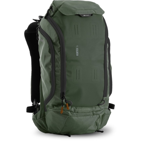 CUBE Rugzak Vertex 16 TM- Rugtas - Protectorband, helmdrager, goggle-compartiment en regenhoes - Polyester - 16 Liter - Donkergroen