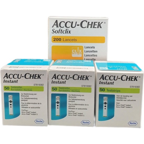 Accu-Chek Instant voordeelset: 3 x 50 teststrips, 200 SoftClix lancetten