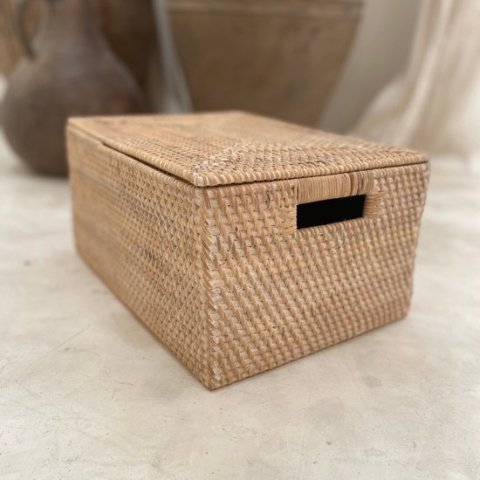 Rotan opbergmand white wash met deksel - opbergdoos - opbergbox - 35 cm x 25 cm x 16 cm