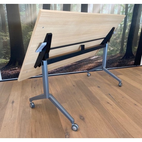 Universele klaptafel Hyper breed 180CM diep 80CM bladkleur Havanna framekleur Wit (RAL9010)