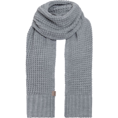 Knit Factory Robin Gebreide Sjaal Dames & Heren - Warme Wintersjaal - Grof gebreid - Langwerpige sjaal - Wollen sjaal - Heren sjaal - Dames sjaal - Unisex - Licht Grijs - 200x40 cm