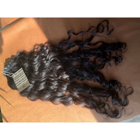 Raw Indian wavy hair 28 inch / 70 cm natural brown