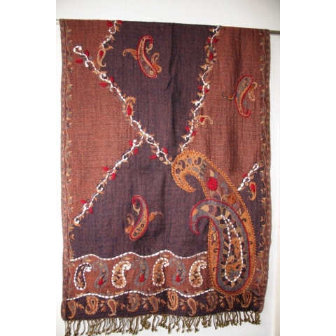 1001musthaves.com Kastanjebruine wollen sjaal met borduurwerk 70 x 180 cm
