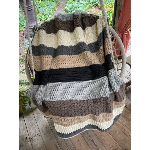 HAAKPAKKET PLAID STOER 'CANADA'-WOONDEKEN-WANDKLEED.