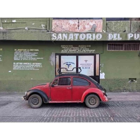 Diamond painting - Rode auto - Geproduceerd in Nederland - 50 x 70 cm - canvas materiaal - vierkante steentjes - Binnen 2-3 werkdagen in huis