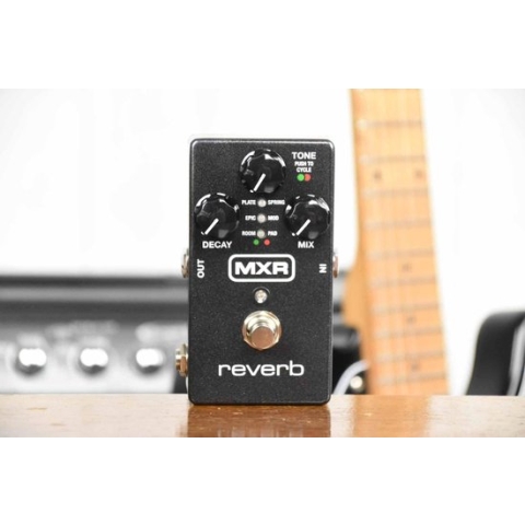 MXR M300 Reverb - Multi-reverb - Zwart