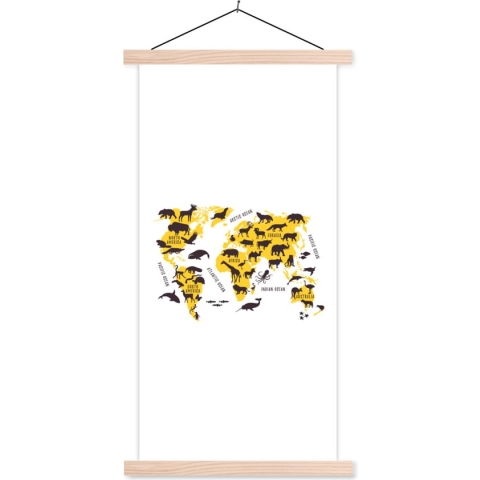 Wanddecoratie - Wereldkaart - Dieren - Geel - Schoolplaat - 90x180 cm - Textielposter - Textiel poster