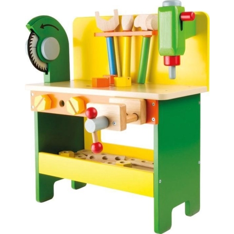 Houten werkbank met gereedschap