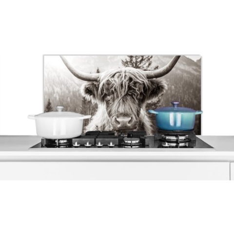 Spatscherm Keuken - Kookplaat Achterwand - Spatwand Fornuis - 80x40 cm - Koe - Schotse Hooglander - Zwart - Wit - Aluminium - Wanddecoratie - Muurbeschermer - Hittebestendig - Alternatief voor spatscherm glas