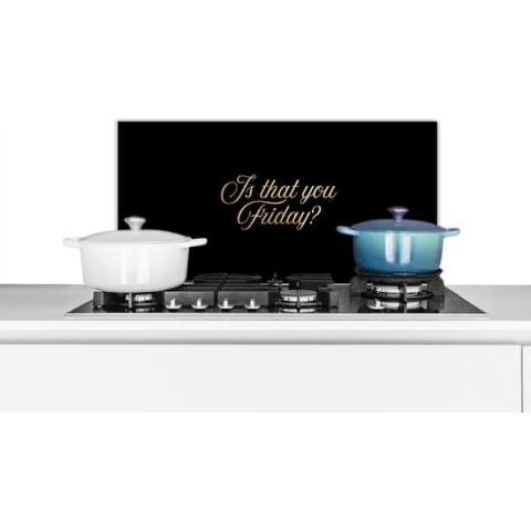 Spatscherm Keuken - Kookplaat Achterwand - Spatwand Fornuis - 70x30 cm - Quote - Vrijdag - Goud - Letters - Aluminium - Wanddecoratie - Muurbeschermer - Hittebestendig