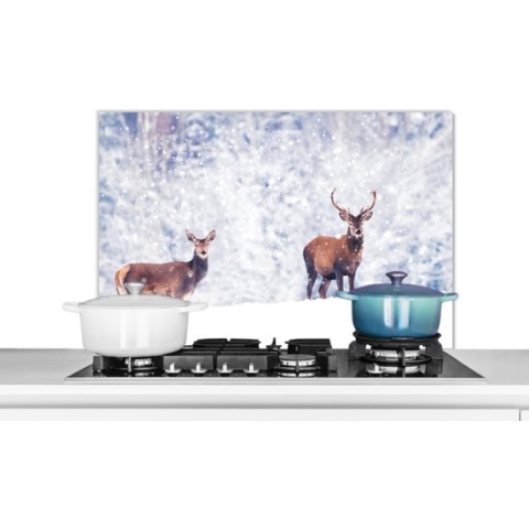 Spatscherm Keuken - Kookplaat Achterwand - Spatwand Fornuis - 90x60 cm - Hert - Dieren - Sneeuw - Aluminium - Wanddecoratie - Muurbeschermer - Hittebestendig