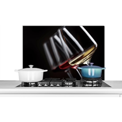 Spatscherm Keuken - Kookplaat Achterwand - Spatwand Fornuis - 90x60 cm - Wijnglas - Wijn - Alcohol - Aluminium - Wanddecoratie - Muurbeschermer - Hittebestendig