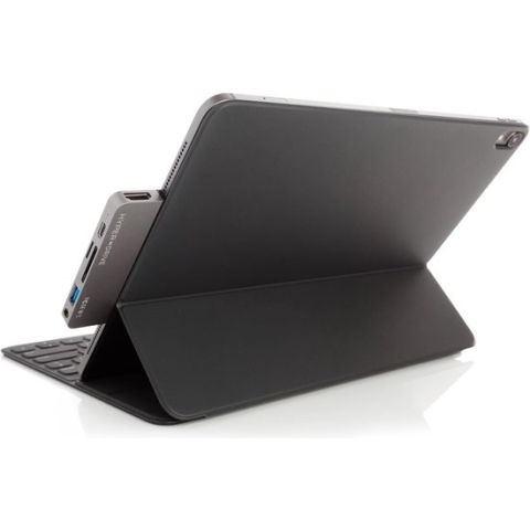 HYPER 6-in-1 USB-C hub iPad Pro space gray