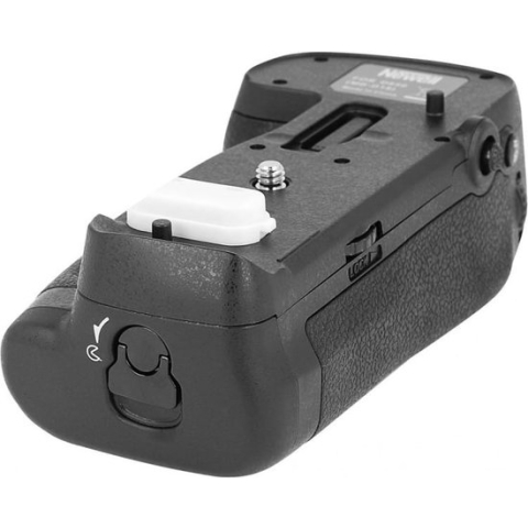 Newell Accu Pack MB-D18 for Nikon