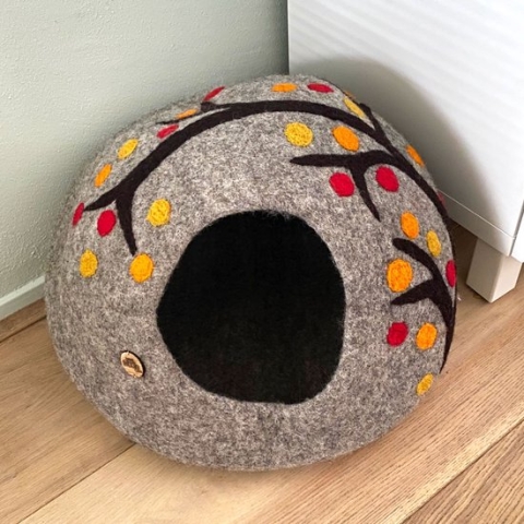 Cat cave kattenmand Japanse Kers - SnoozyCave