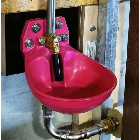 Drinkbak model 12P, roze met messing ventiel ¾"