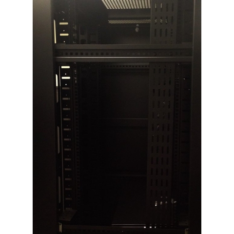 DSIT 18U verticale kabelgoot - 30cm breed - netwerkkabel