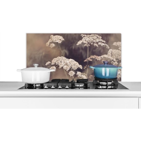 Spatscherm Keuken - Kookplaat Achterwand - Spatwand Fornuis - 80x40 cm - Plant - Wit - Natuur - Bloemen - Aluminium - Wanddecoratie - Muurbeschermer - Hittebestendig