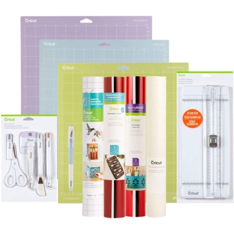 Cricut Explore / Maker Essentials bundle