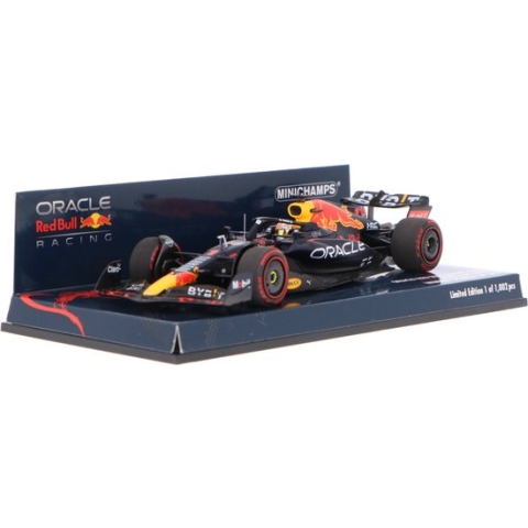 Oracle Red Bull Racing RB18 #1 Winner Spanish GP 2022 - 1:43 - Minichamps