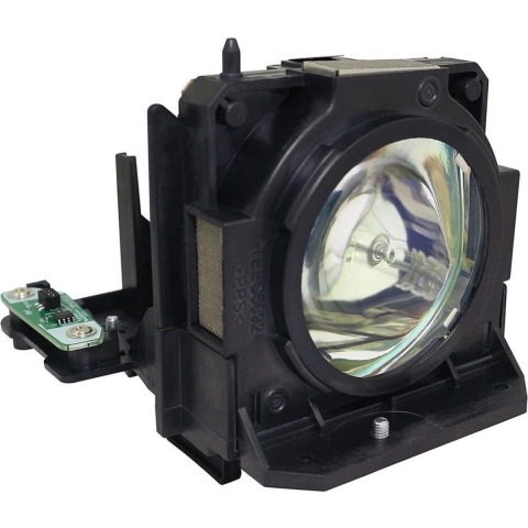 Beamerlamp geschikt voor de PANASONIC PT-DX820 beamer, lamp code ET-LAD70 / ET-LAD70A. Bevat originele SHP lamp, prestaties gelijk aan origineel.