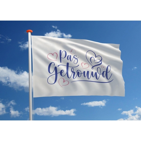 Huwelijksvlag: 'Pas getrouwd' - 120x180 cm