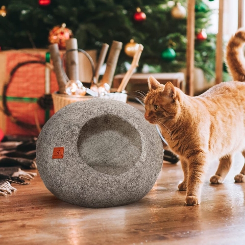 Pfotenolymp® Kattenhuis van natuurlijke schapenwol - Handgemaakt in Nepal / 42 X 32 cm Kattenmand / Knuffelhuis voor katten