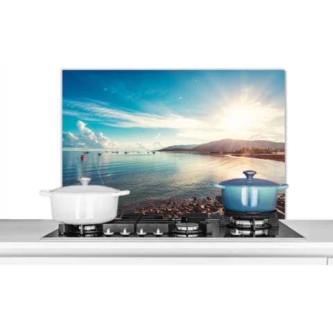 Spatscherm Keuken - Kookplaat Achterwand - Spatwand Fornuis - 90x60 cm - Zee - Boot - Berg - Aluminium - Wanddecoratie - Muurbeschermer - Hittebestendig