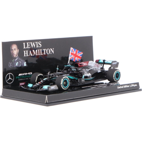 Mercedes-AMG Petronas F1 Team W12 E Performance #44 Winner British GP 2021 - 1:43 - Minichamps