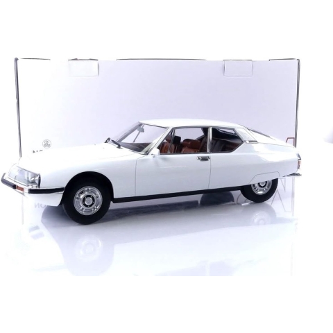 Citroën SM Genova Presentation Version 1970 - 1:12 - Norev